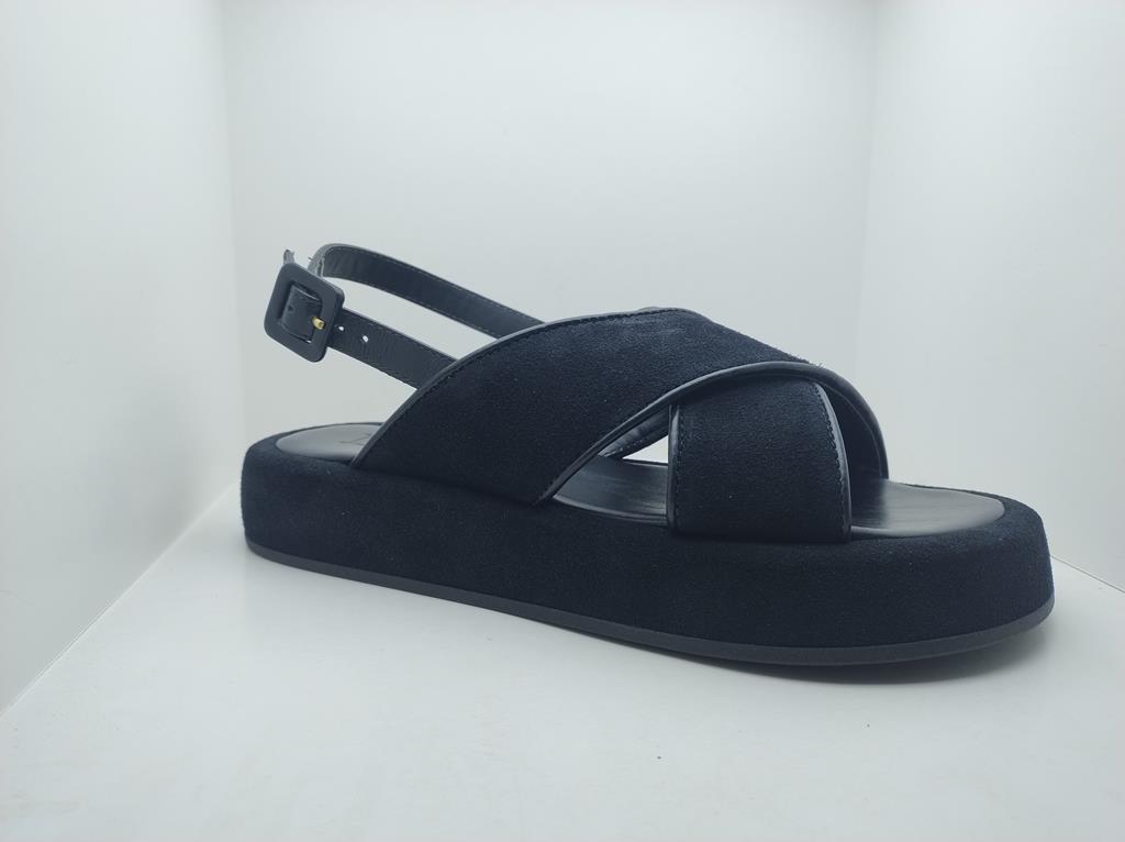 Flat Form - Amora